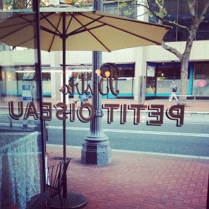 put a little bird on it